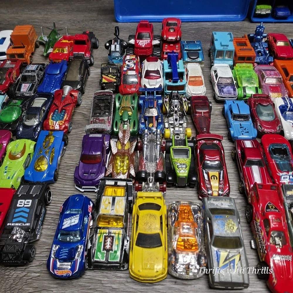 Huge 148 Hotwheels Matchbox And More Diecast Cars Bundle With Carrying Case
